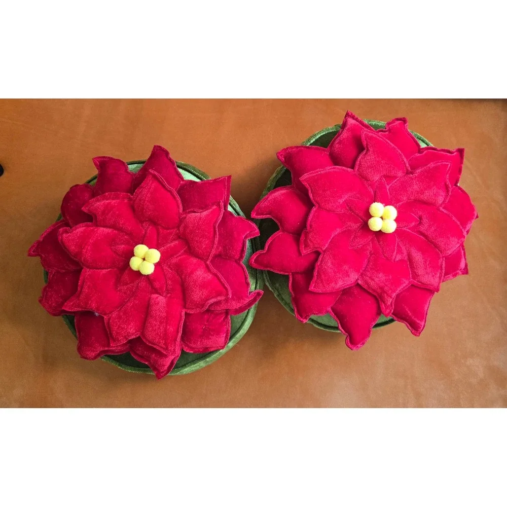 Red Velvet Poinsettia 3D Flower Round Christmas Throw Pillows Set of 2 Green